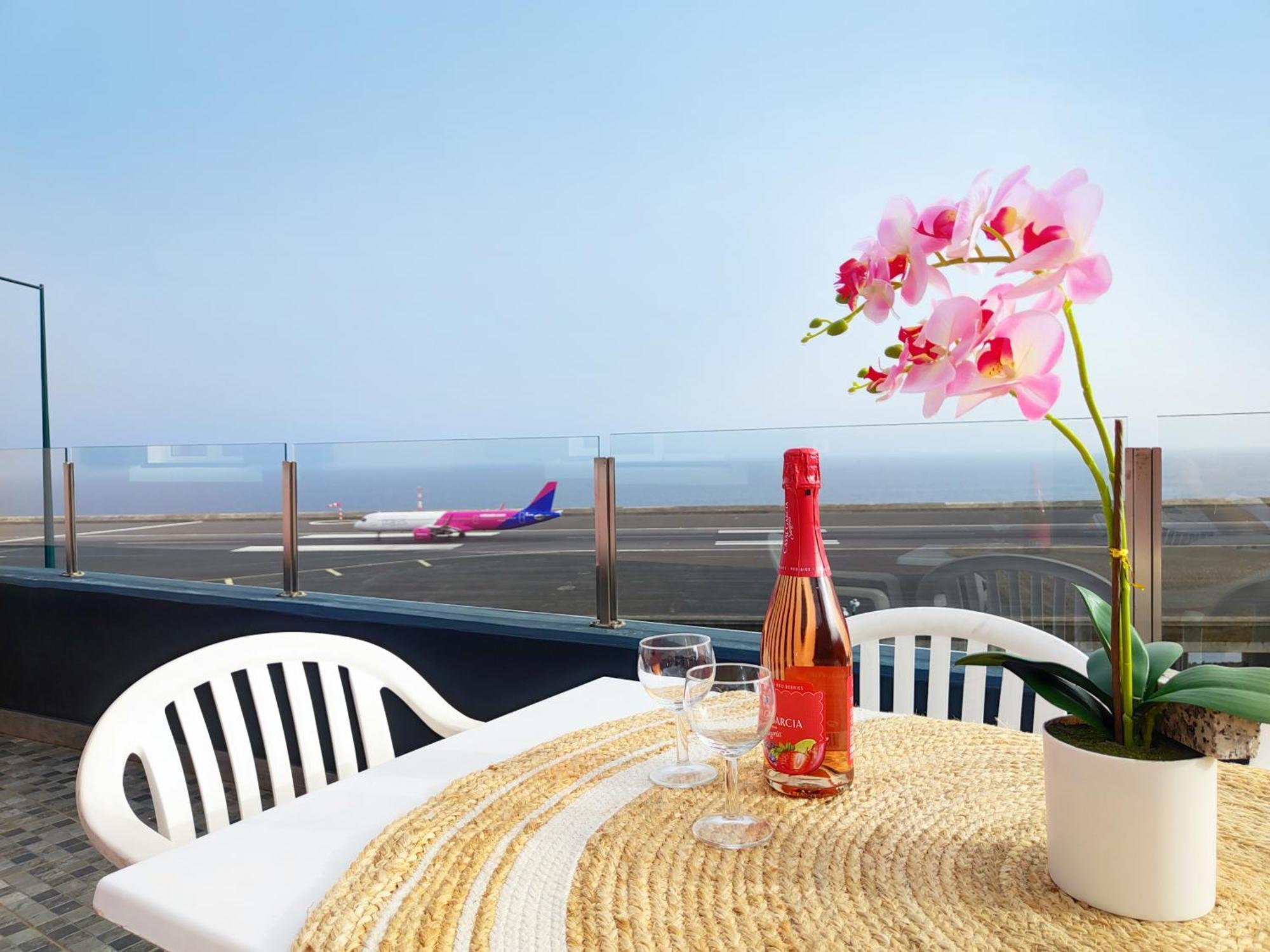 Gateone Al Airport View House Villa Машику Екстериор снимка